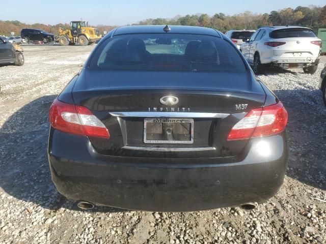 2013 Infiniti M37