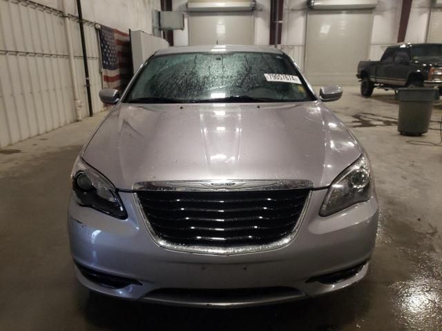 2013 Chrysler 200 Limited