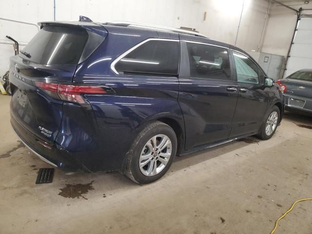 2023 Toyota Sienna Limited