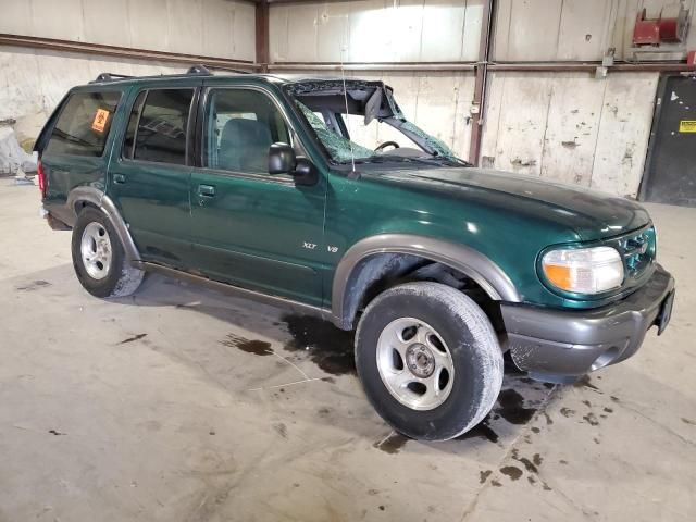 2000 Ford Explorer XLT