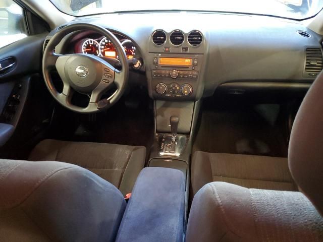 2011 Nissan Altima Base