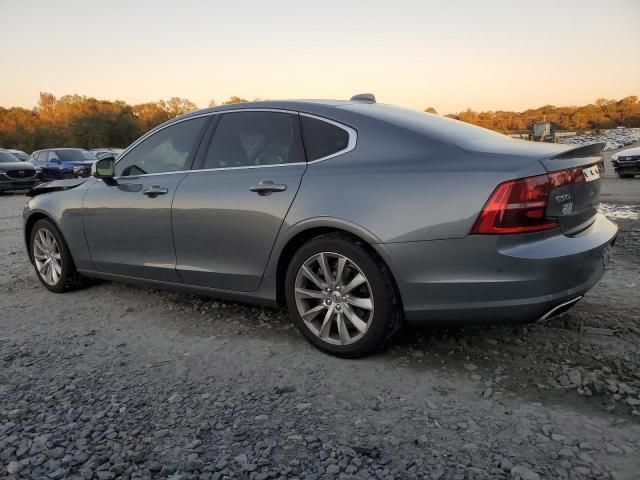 2017 Volvo S90 T6 Momentum