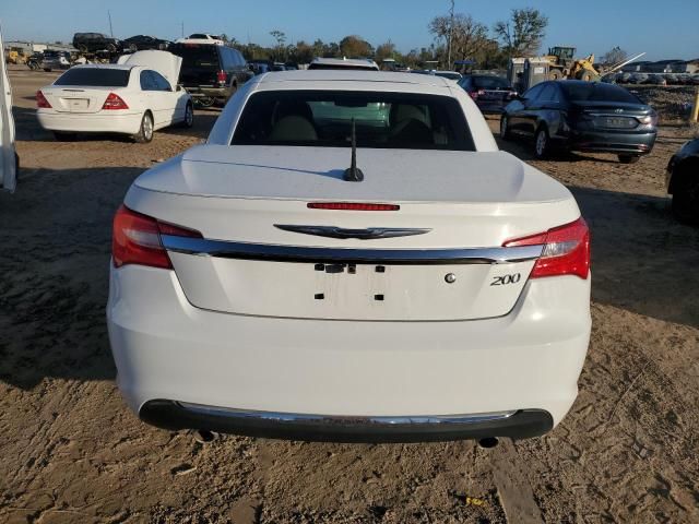 2013 Chrysler 200 Limited