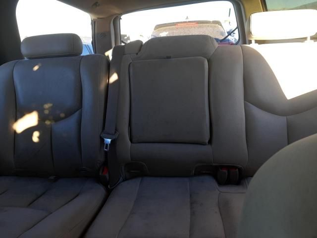 2005 Chevrolet Suburban C1500