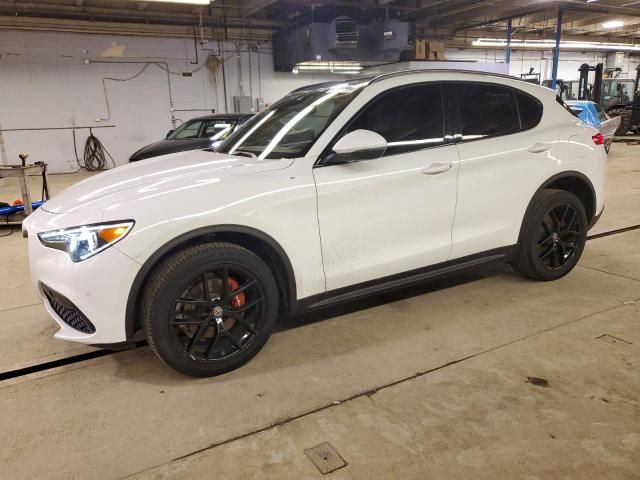 2018 Alfa Romeo Stelvio TI Sport