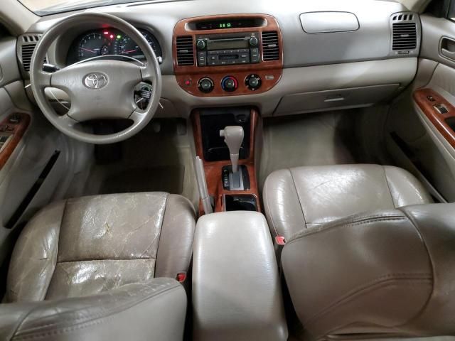 2002 Toyota Camry LE