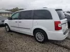 2014 Chrysler Town & Country Limited