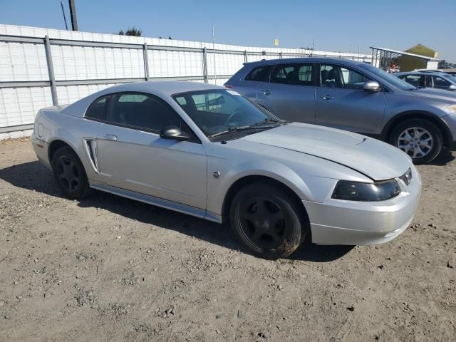 2004 Ford Mustang