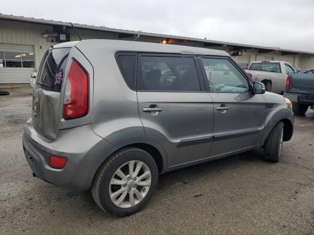 2013 KIA Soul +