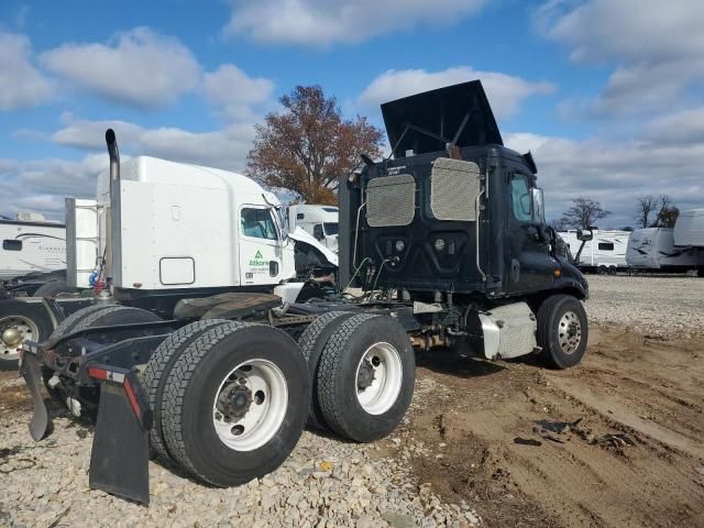 2020 Freightliner Cascadia 125