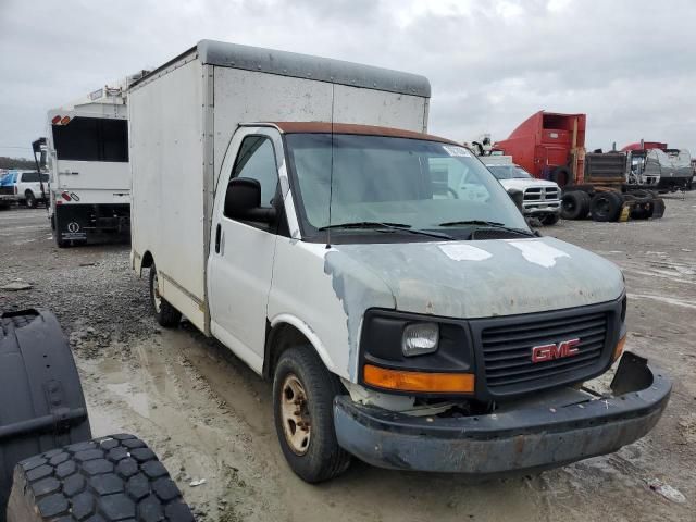 2004 GMC Savana Cutaway G3500