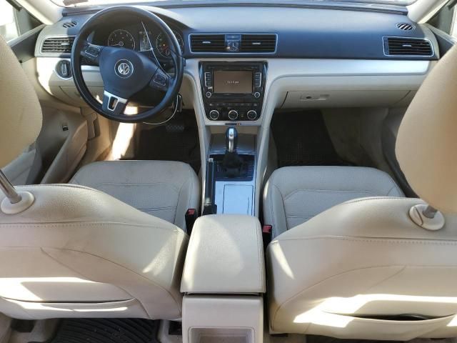 2012 Volkswagen Passat SE