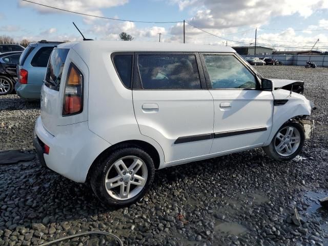 2010 KIA Soul +