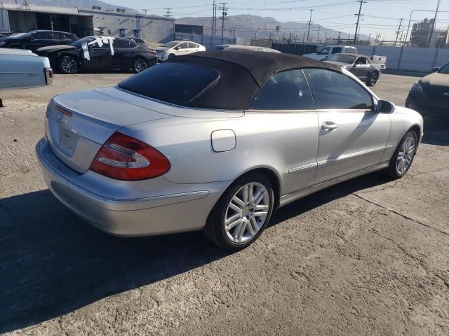 2005 Mercedes-Benz CLK 320