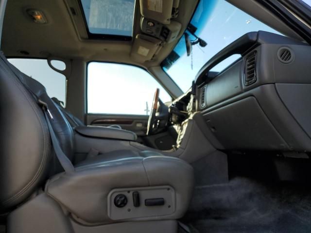 2002 Cadillac Escalade Luxury