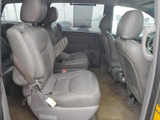 2009 Toyota Sienna CE