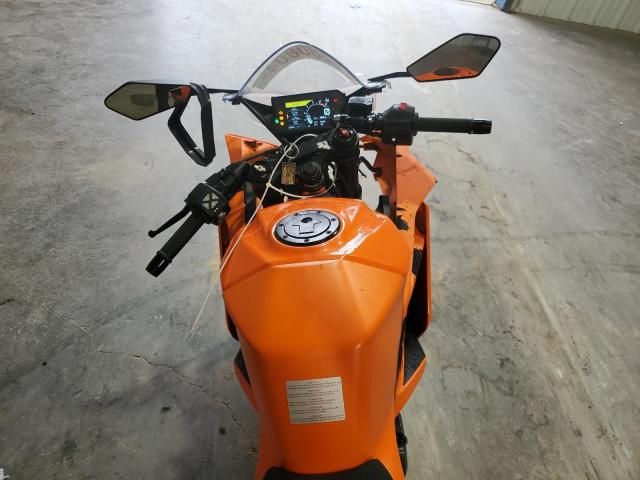 2023 KTM 390 RC