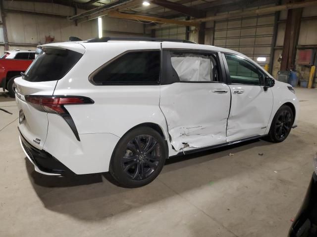 2021 Toyota Sienna XSE