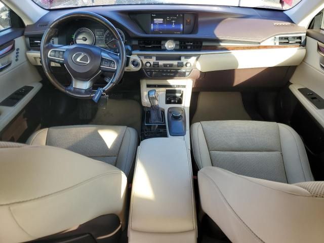 2016 Lexus ES 300H