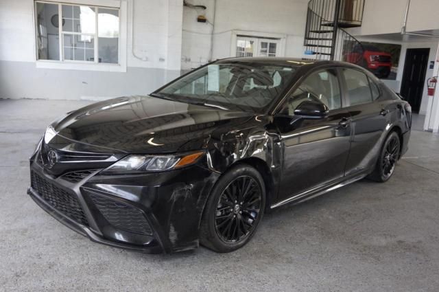 2021 Toyota Camry SE