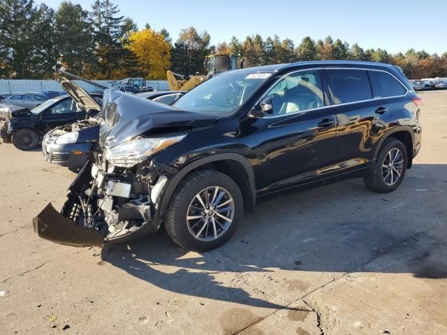 2018 Toyota Highlander SE