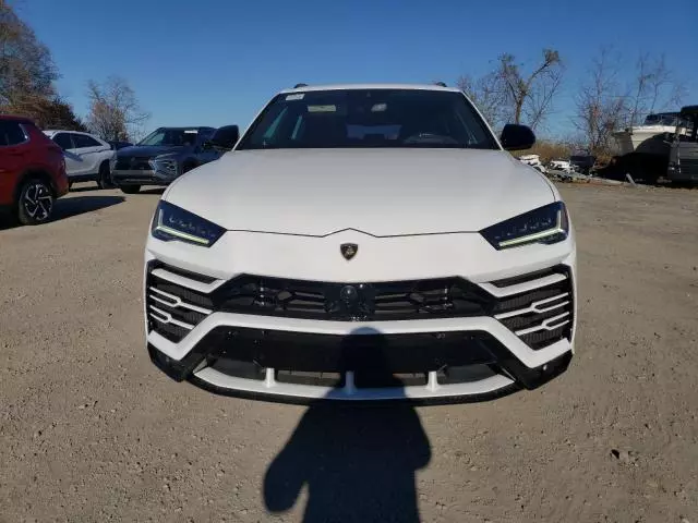 2021 Lamborghini Urus