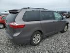 2016 Toyota Sienna XLE