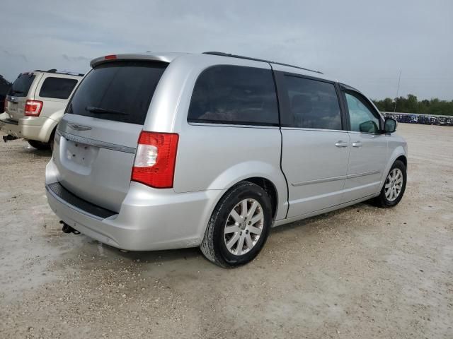 2011 Chrysler Town & Country Touring L