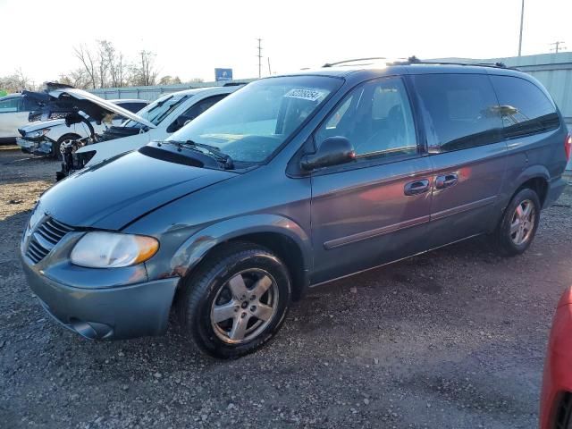 2005 Dodge Grand Caravan SXT