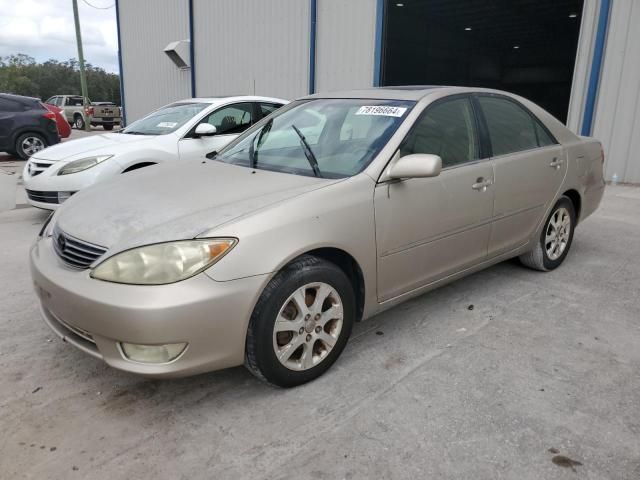 2005 Toyota Camry LE