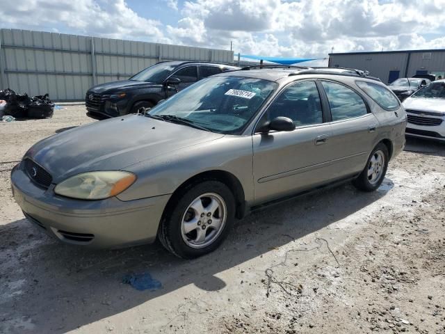 2004 Ford Taurus SE