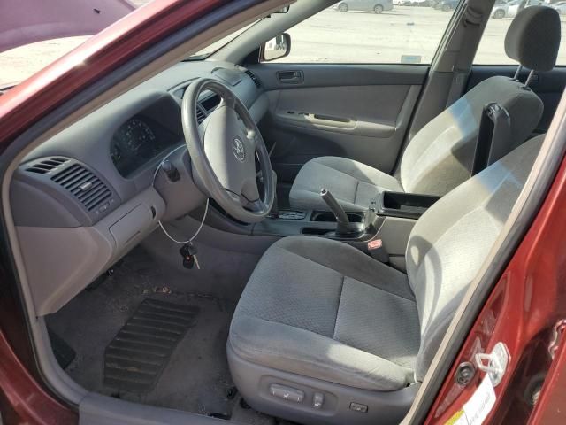 2004 Toyota Camry LE