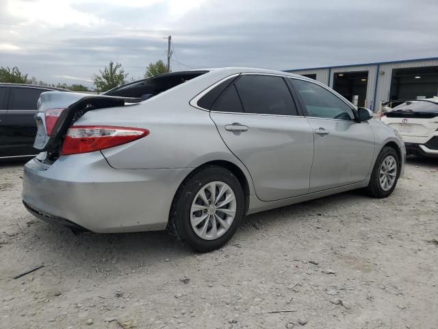 2016 Toyota Camry LE