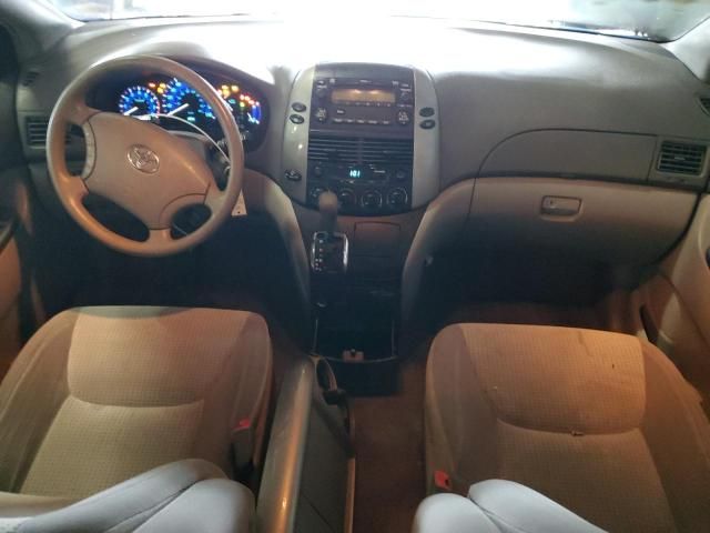 2008 Toyota Sienna CE