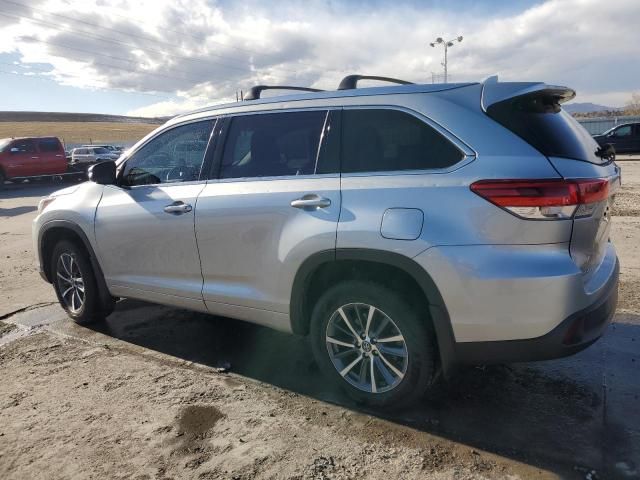 2018 Toyota Highlander SE