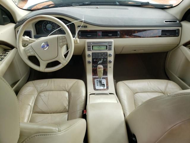 2010 Volvo V70 3.2