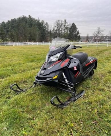 2016 Skidoo MX Z TNT