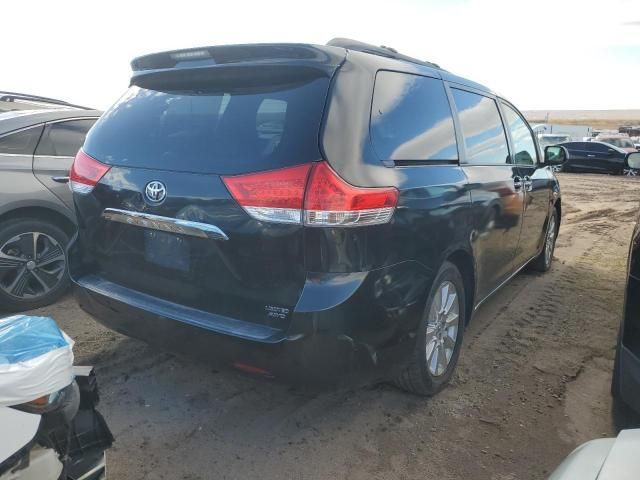 2011 Toyota Sienna XLE