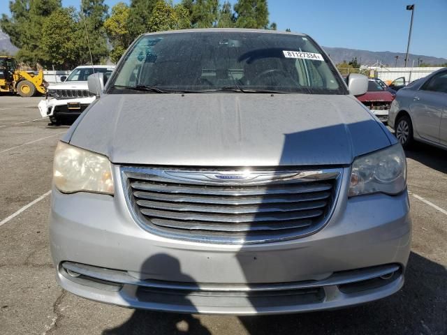 2012 Chrysler Town & Country Touring