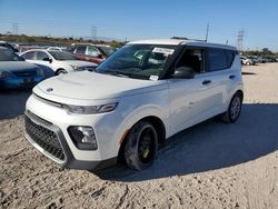 Carros salvage sin ofertas aún a la venta en subasta: 2020 KIA Soul LX