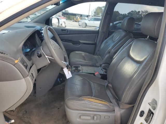 2005 Toyota Sienna CE