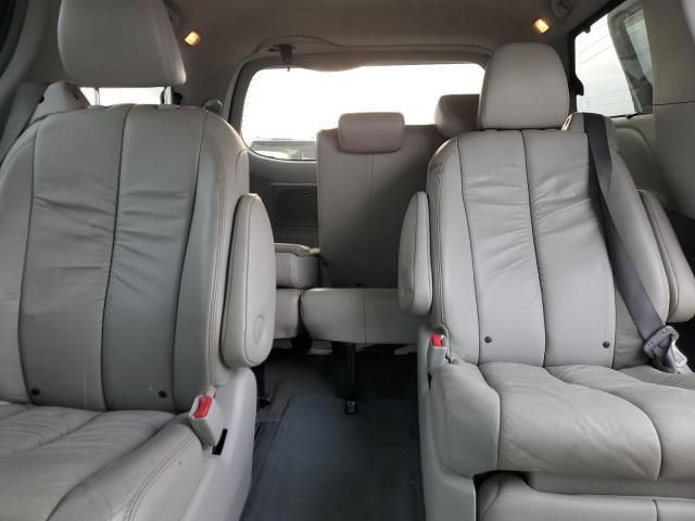 2011 Toyota Sienna XLE