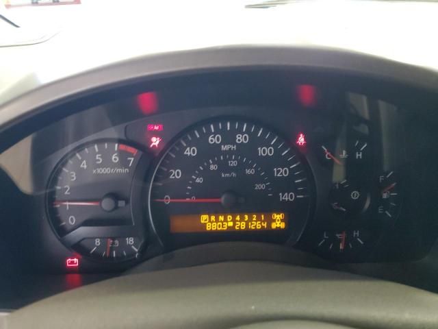 2004 Nissan Titan XE