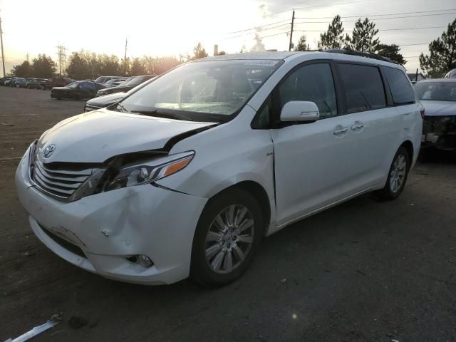 2017 Toyota Sienna XLE