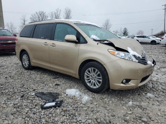 2014 Toyota Sienna XLE