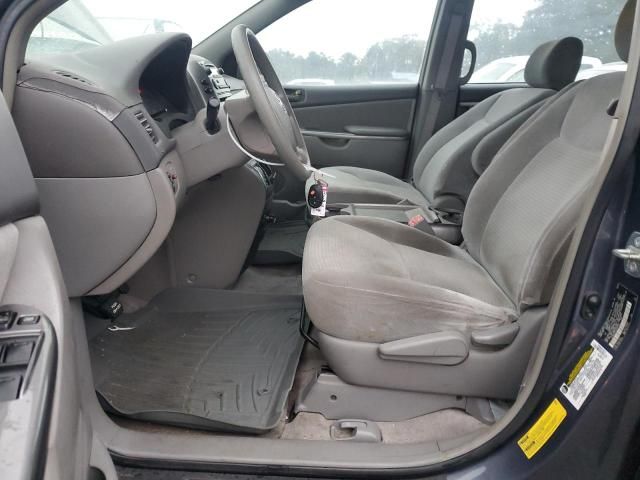 2006 Toyota Sienna CE