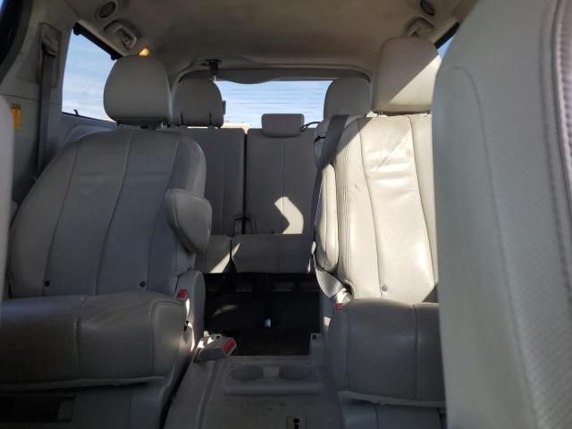 2014 Toyota Sienna XLE