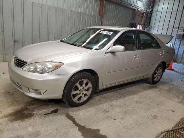 2005 Toyota Camry LE