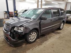 Chrysler Vehiculos salvage en venta: 2016 Chrysler Town & Country Touring