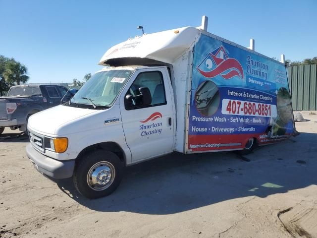 2006 Ford Econoline E350 Super Duty Cutaway Van